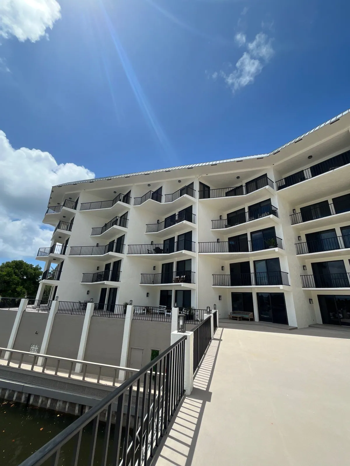 Delray Harbor Club building facade