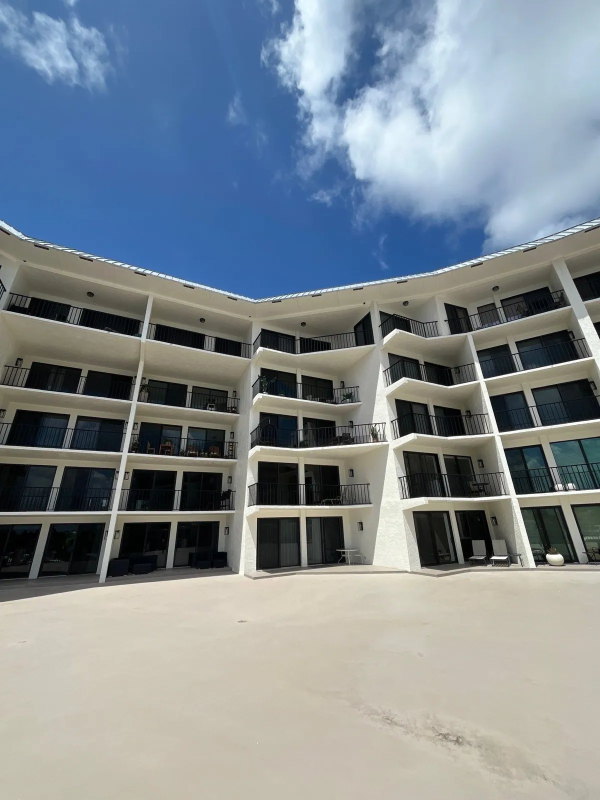 Delray Harbor Club elevation after restoration