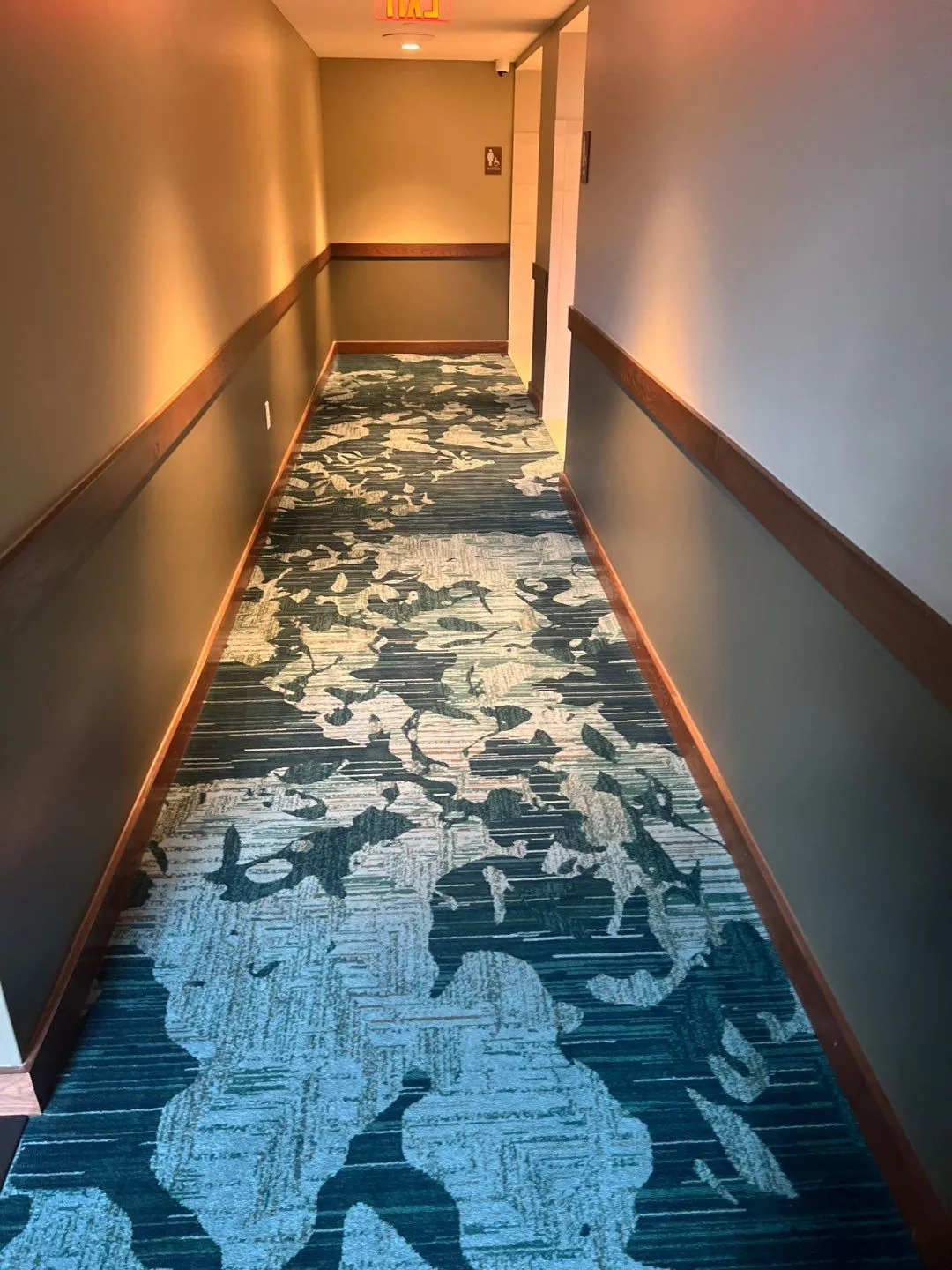 Guest corridor finished by MTD at Great Wolf Naples