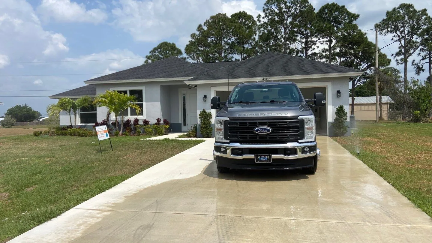 Completed MTD Homes house in Port St. Lucie