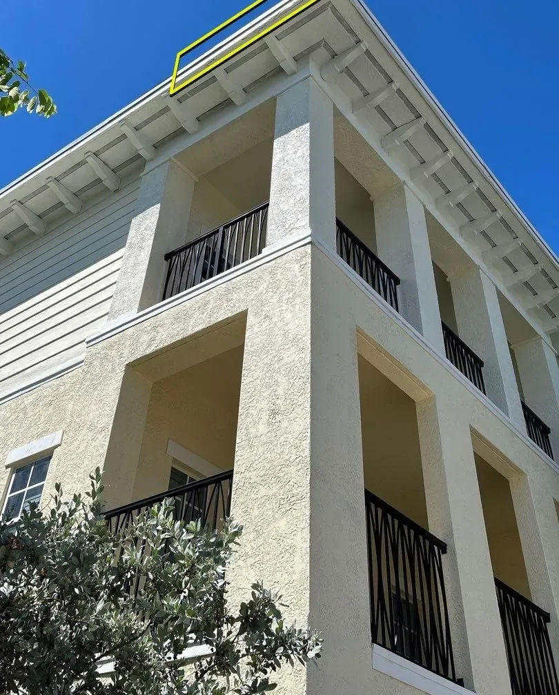 Orchid Grove building corner and trim